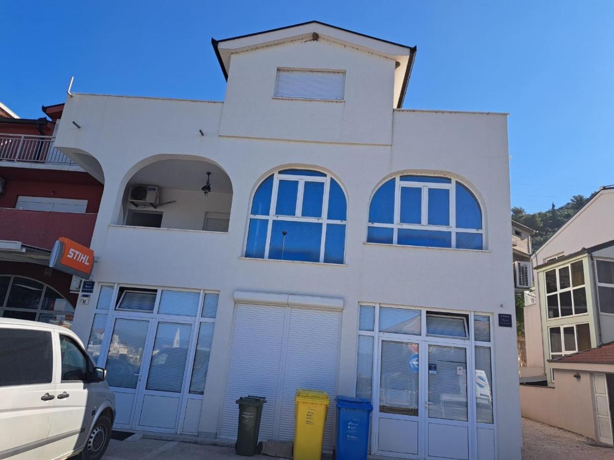 Villa Ika 普洛切 外观 照片